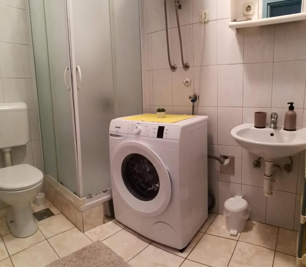 Apartments Sretna Gradac  Εξωτερικό φωτογραφία