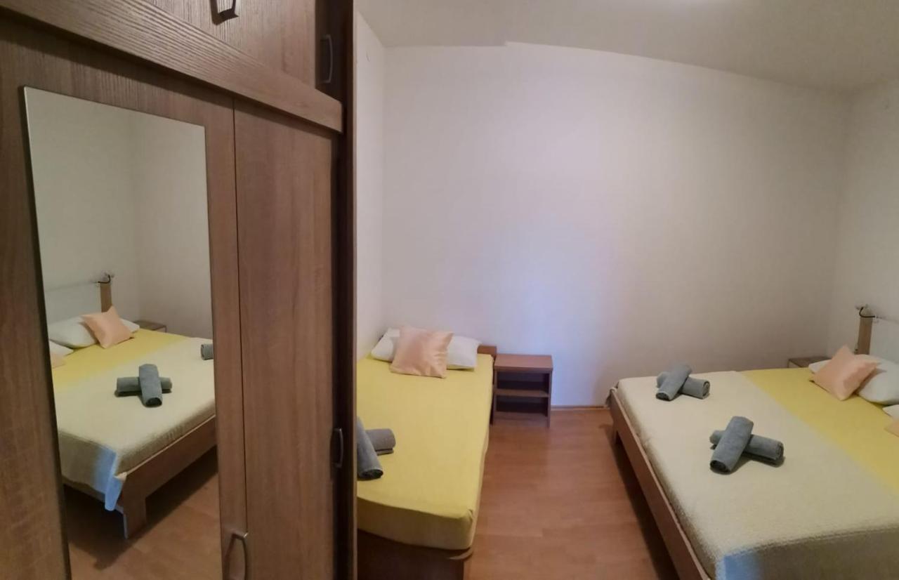 Apartments Sretna Gradac  Εξωτερικό φωτογραφία