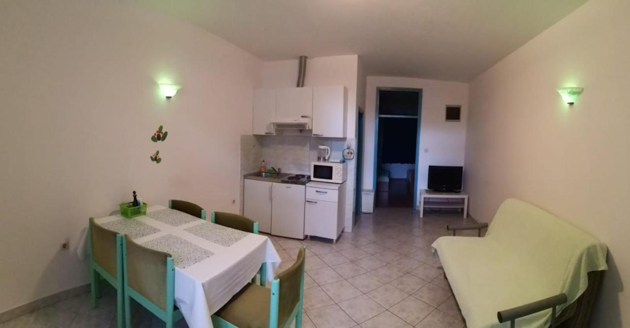 Apartments Sretna Gradac  Εξωτερικό φωτογραφία