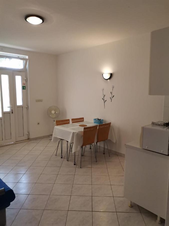 Apartments Sretna Gradac  Εξωτερικό φωτογραφία