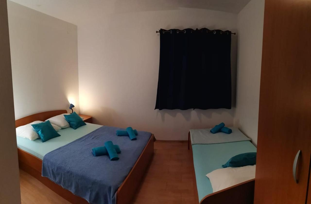 Apartments Sretna Gradac  Εξωτερικό φωτογραφία
